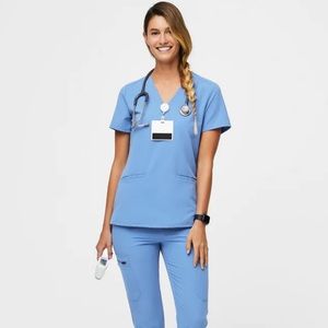 Figs Scrub Set/Zomora XS jogger and 3 Pocket Top XXS